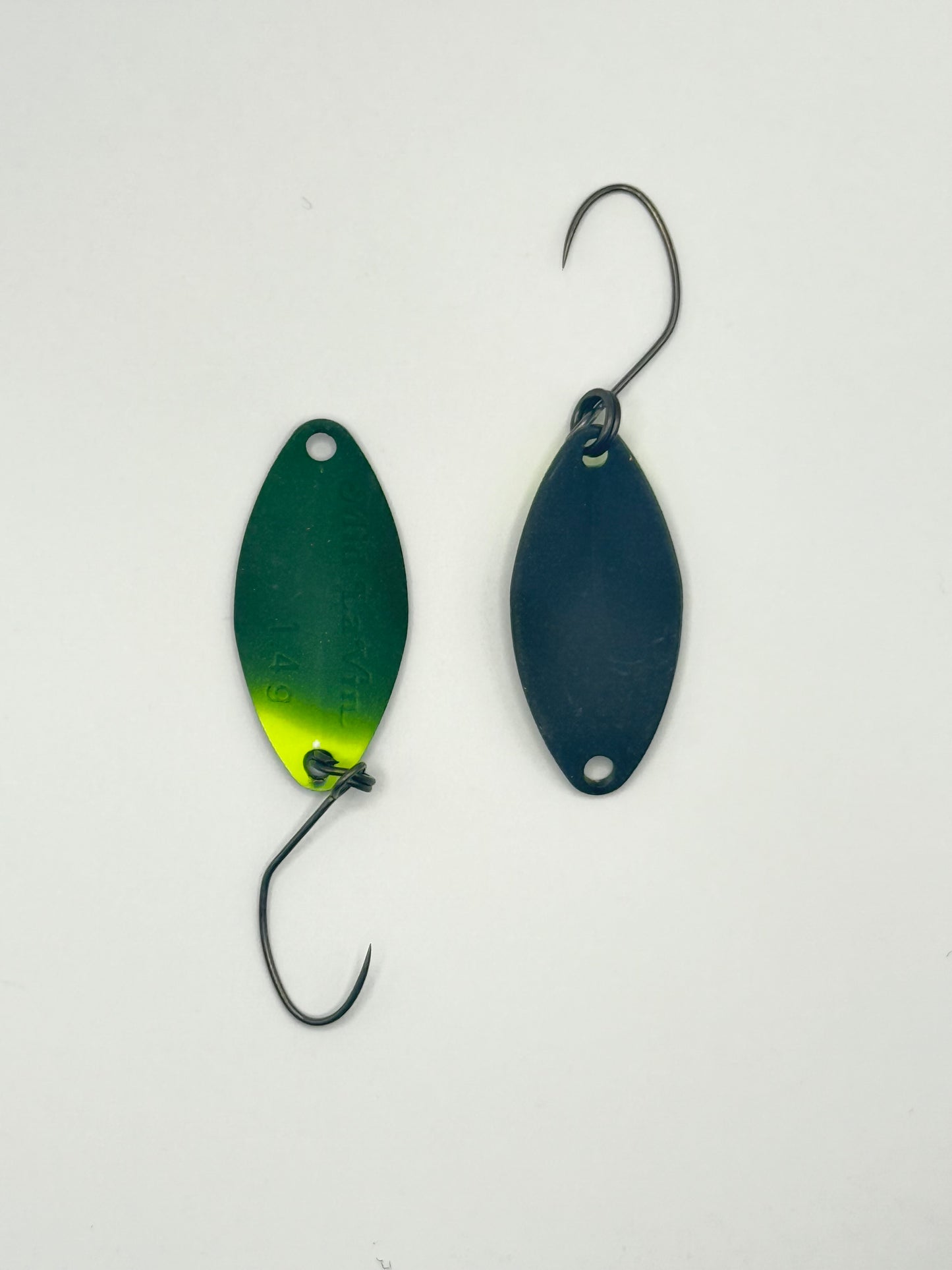 God Hands Mid La Vin